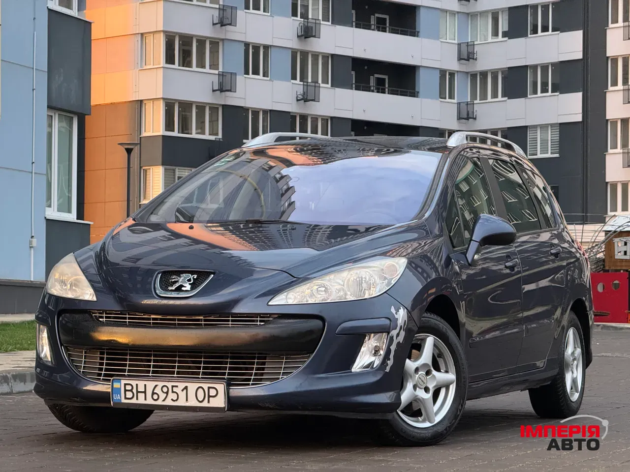Peugeot 308 - фото 1