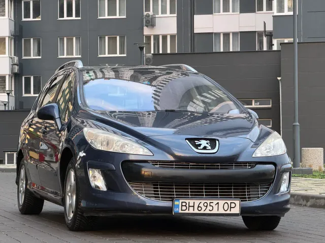 Peugeot 308 - фото 3