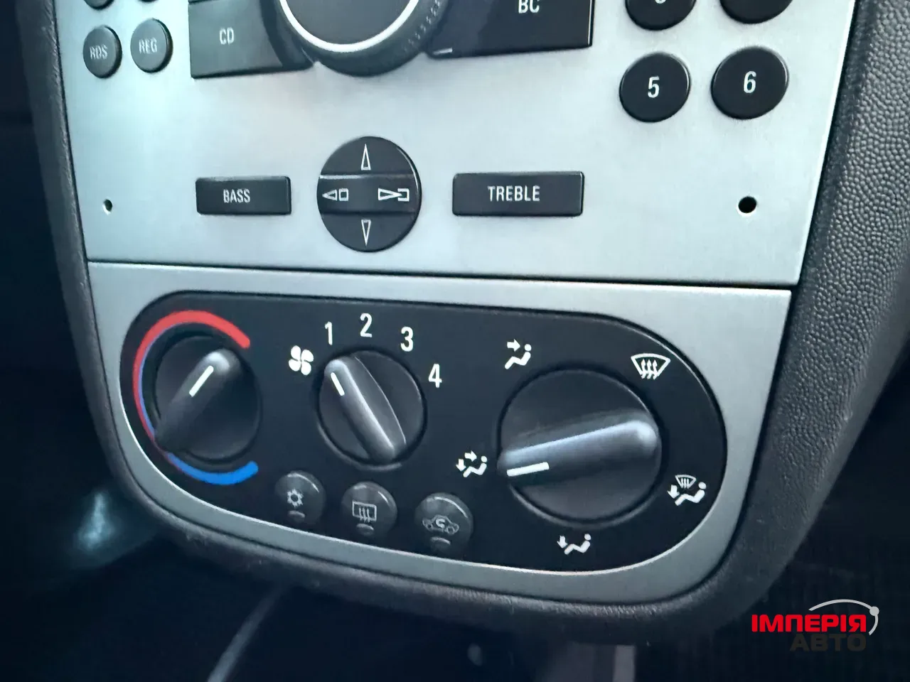 Opel Combo - фото 55