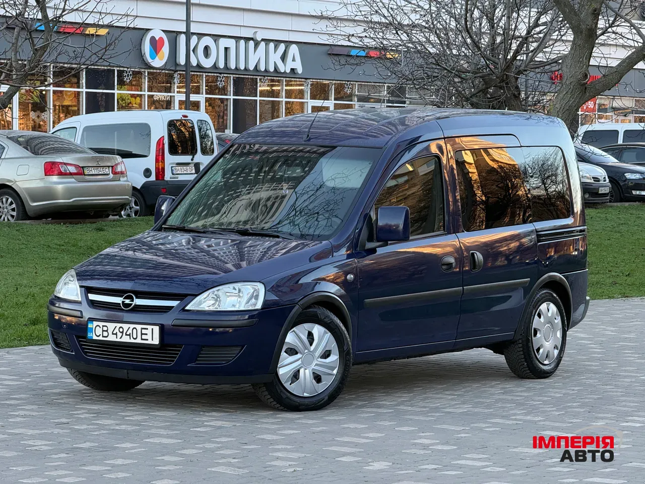 Opel Combo - фото 14