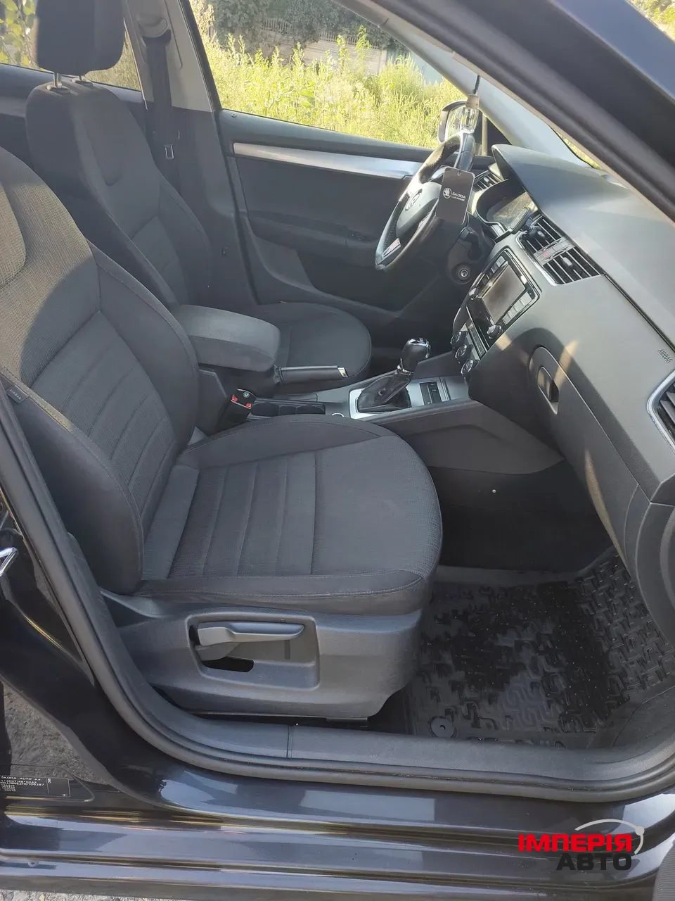 Skoda Octavia - фото 9