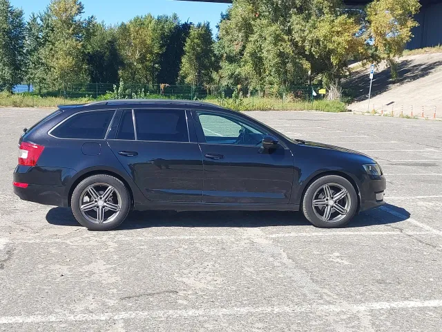 Skoda Octavia - фото 5
