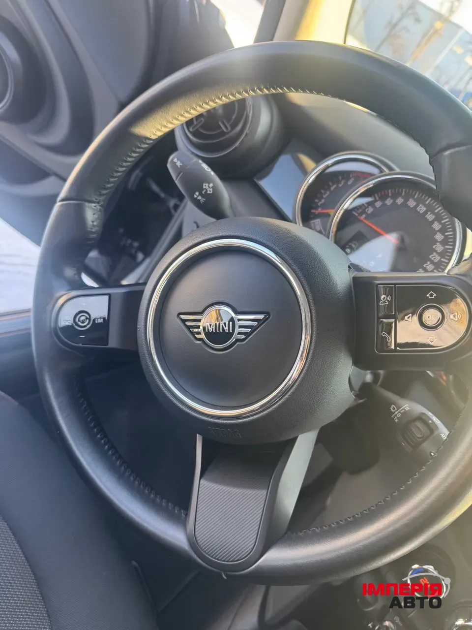 Mini Hatch - фото 19