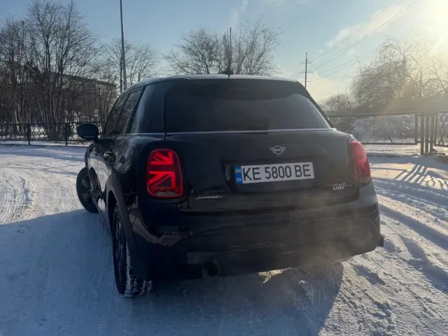 Mini Hatch - фото 3