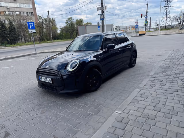 Mini Hatch - фото 5
