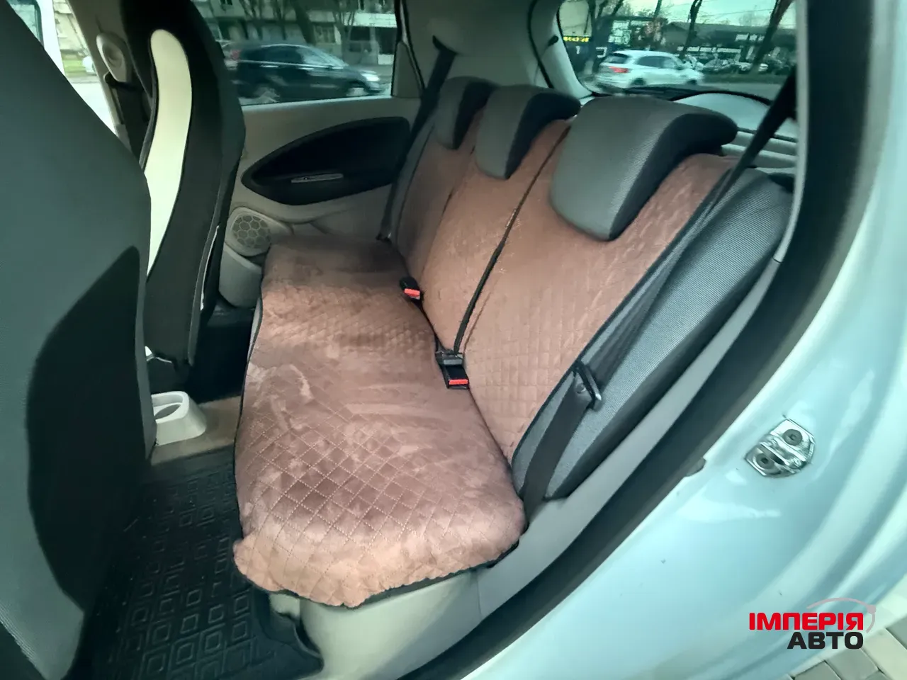 Renault ZOE - фото 47