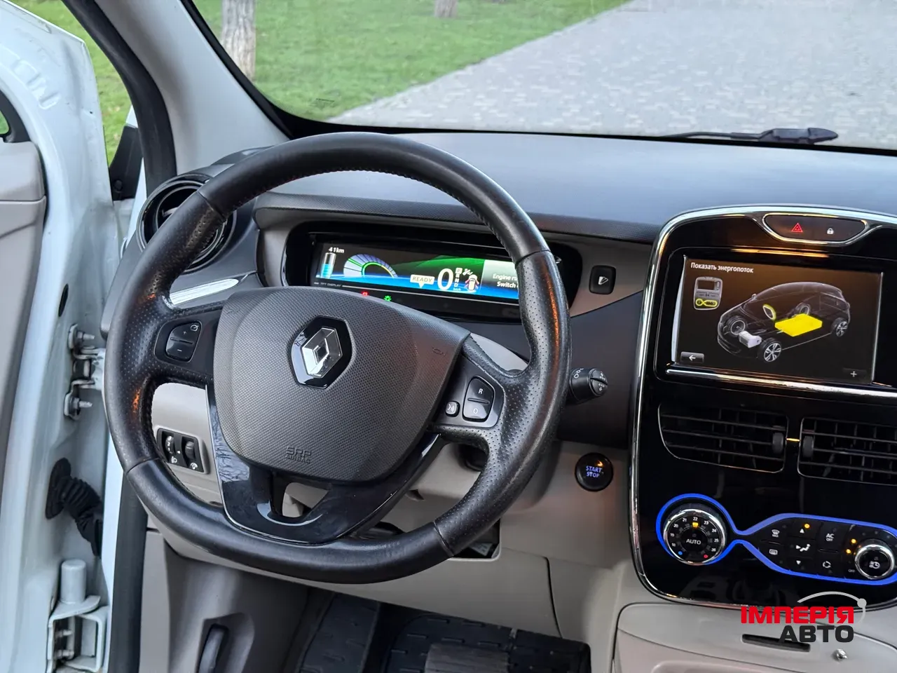 Renault ZOE - фото 40