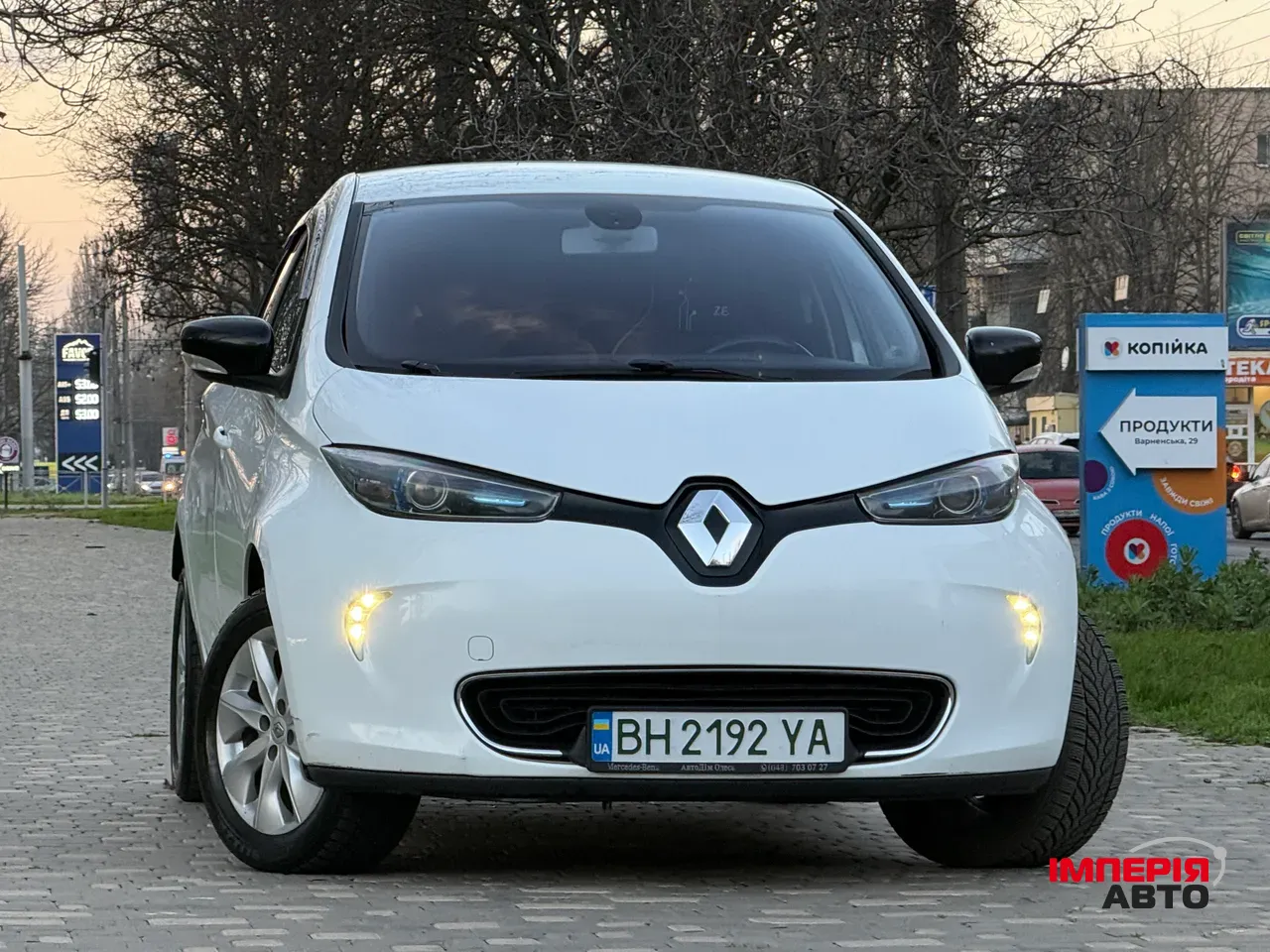 Renault ZOE - фото 15