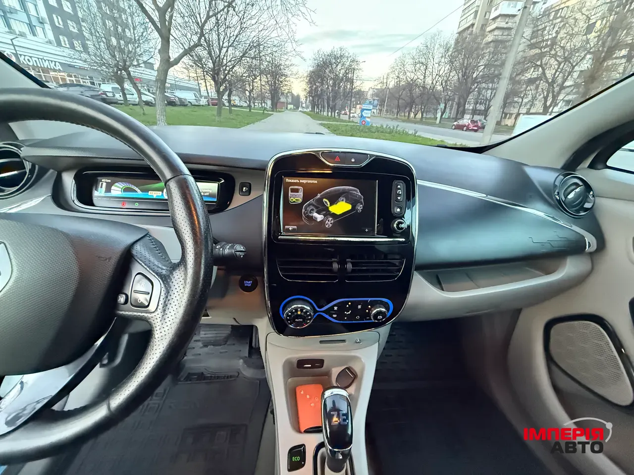 Renault ZOE - фото 61