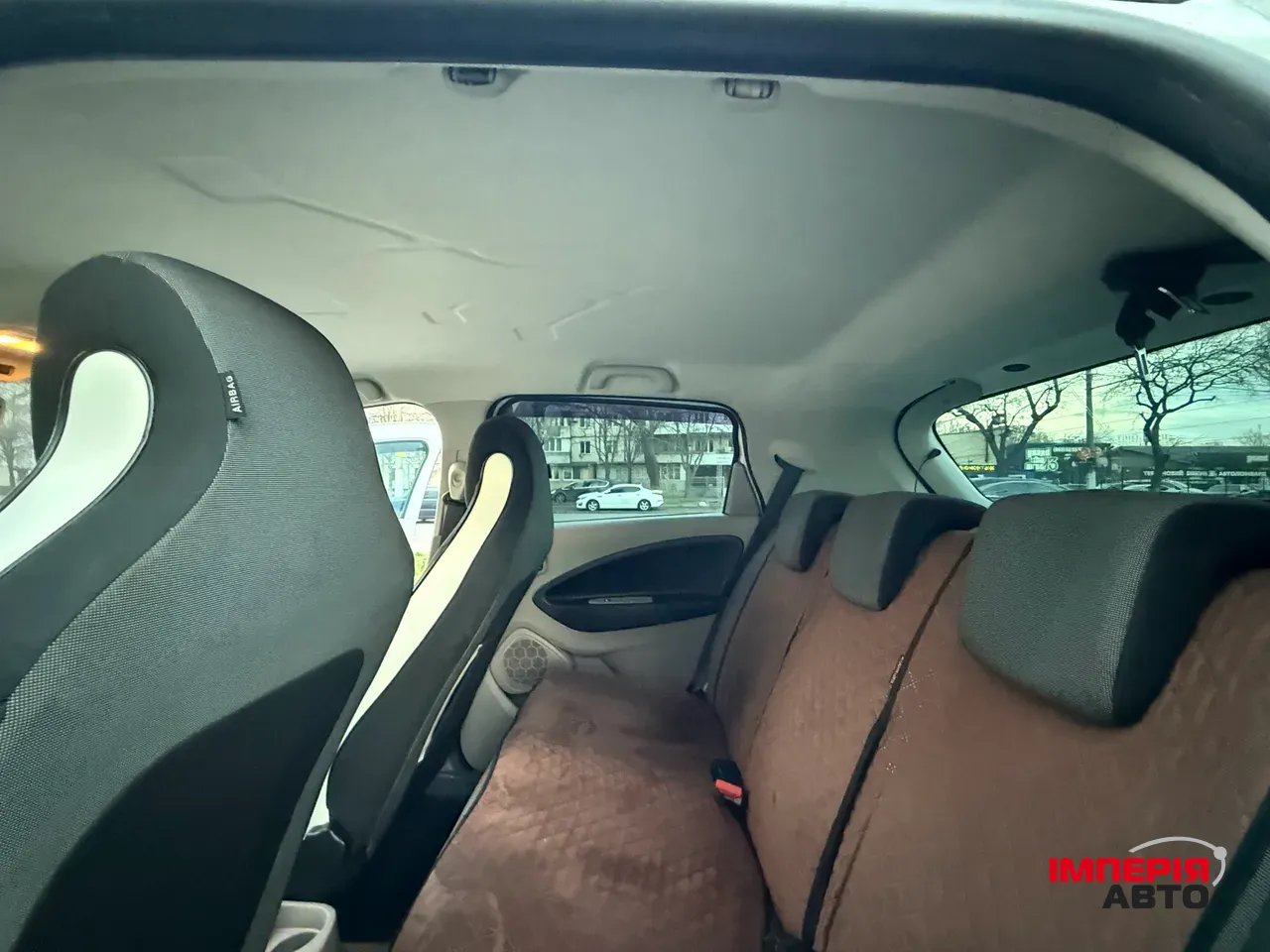 Renault ZOE - фото 46