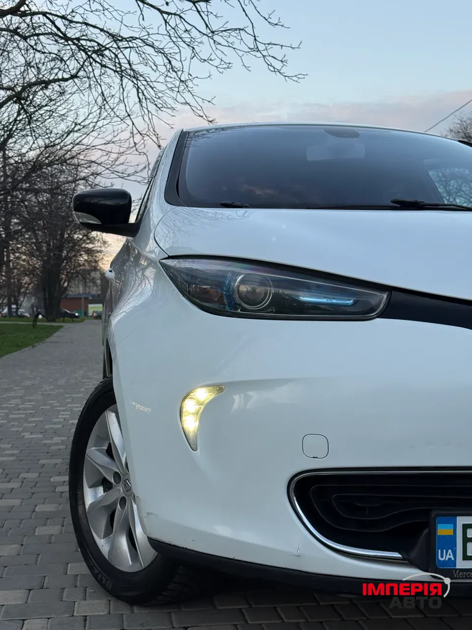 Renault ZOE - фото 14