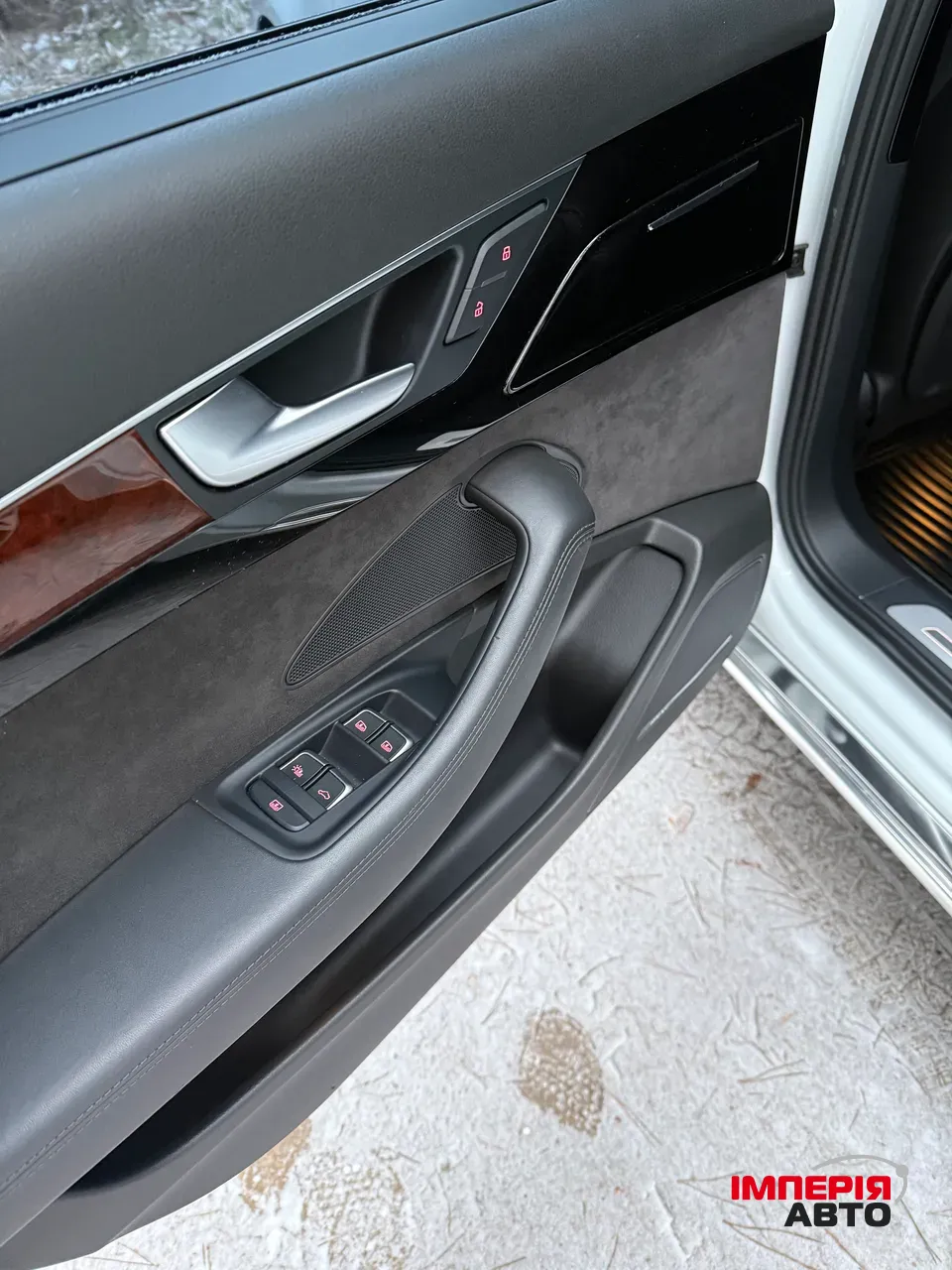 Audi A8 - фото 17