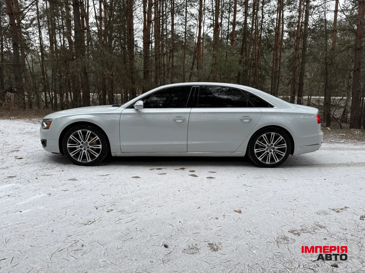 Audi A8 - фото 2