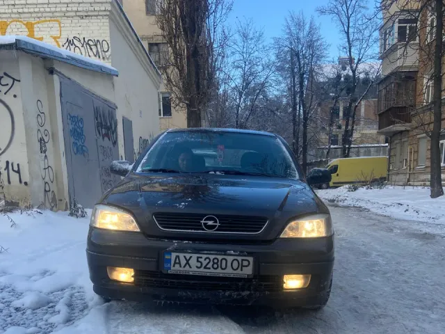 Opel Astra - фото 3