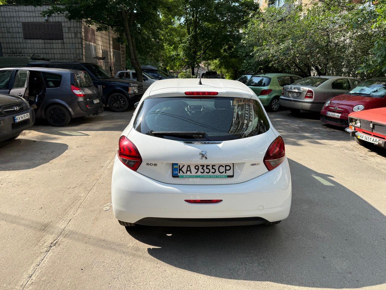 Peugeot 208 - фото 7