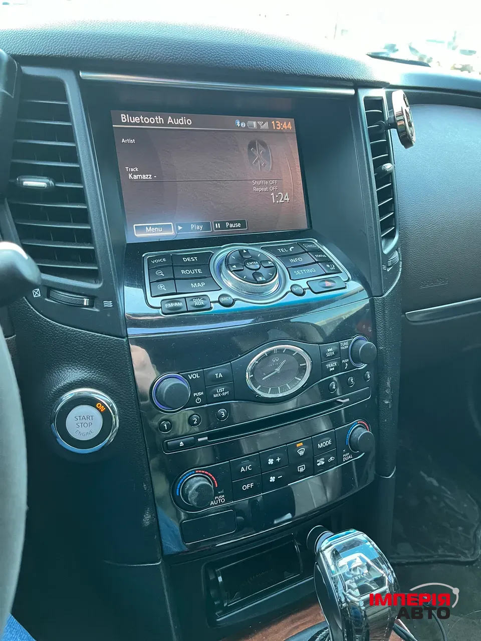 Infiniti FX - фото 10