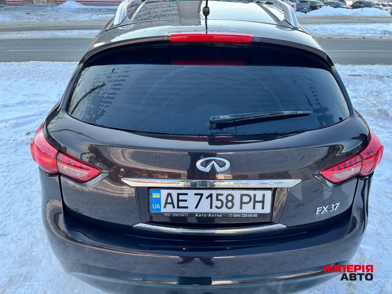 Infiniti FX - фото 4