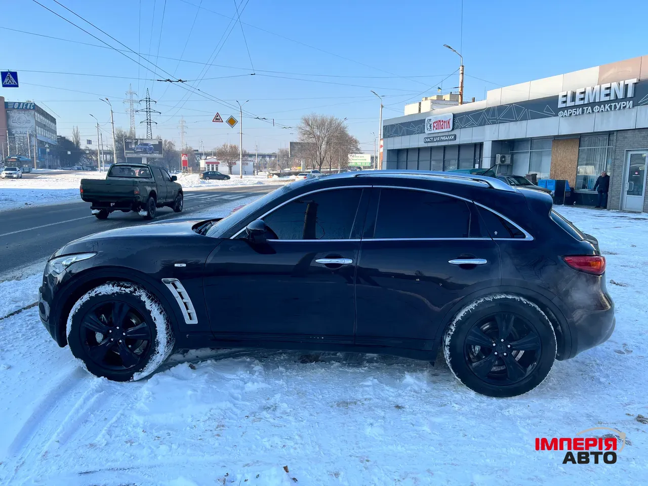 Infiniti FX - фото 2