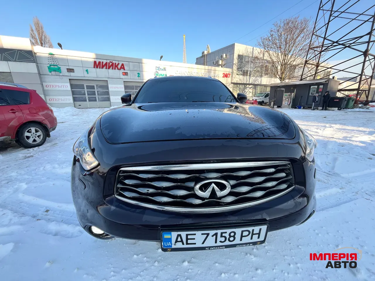 Infiniti FX - фото 1