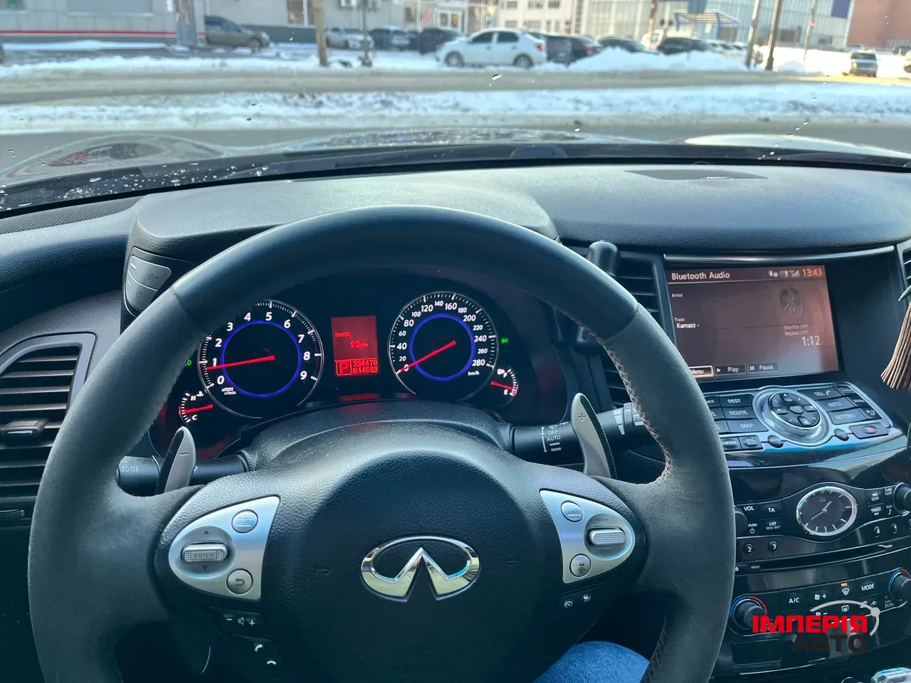 Infiniti FX - фото 8