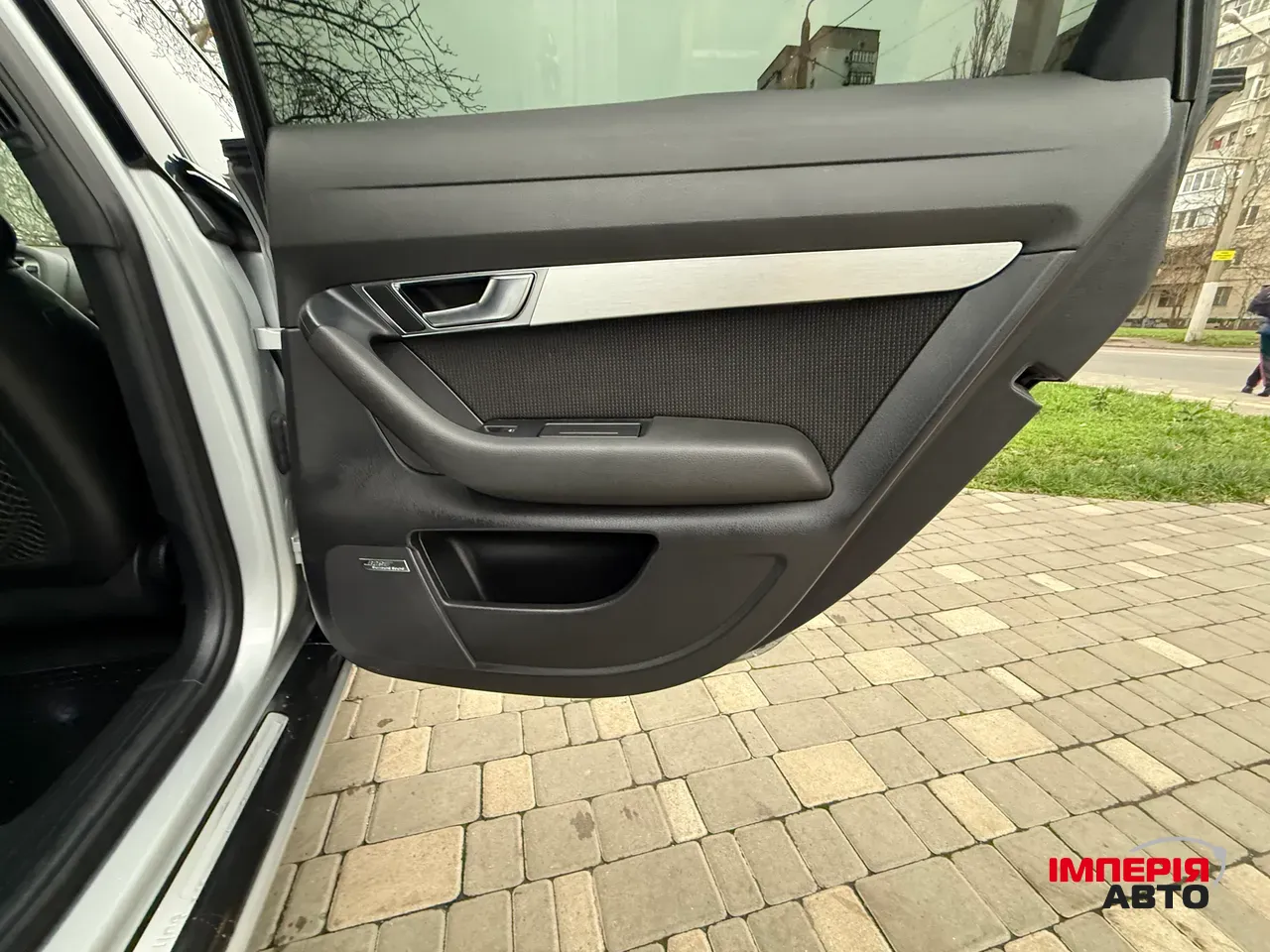 Audi A6 - фото 30