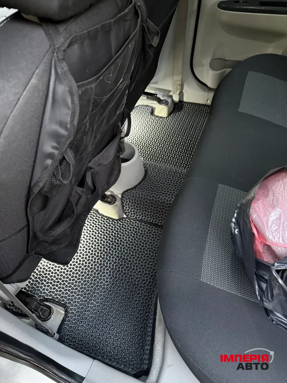 Hyundai Accent - фото 6