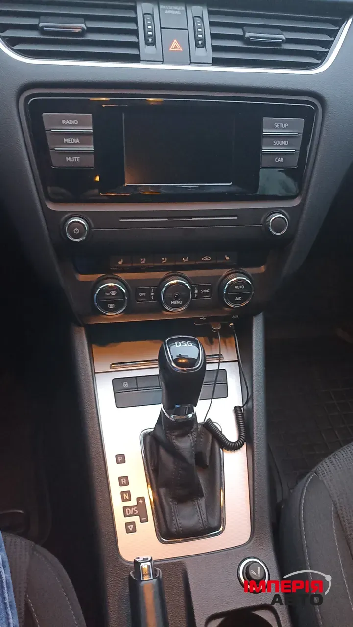 Skoda Octavia - фото 15
