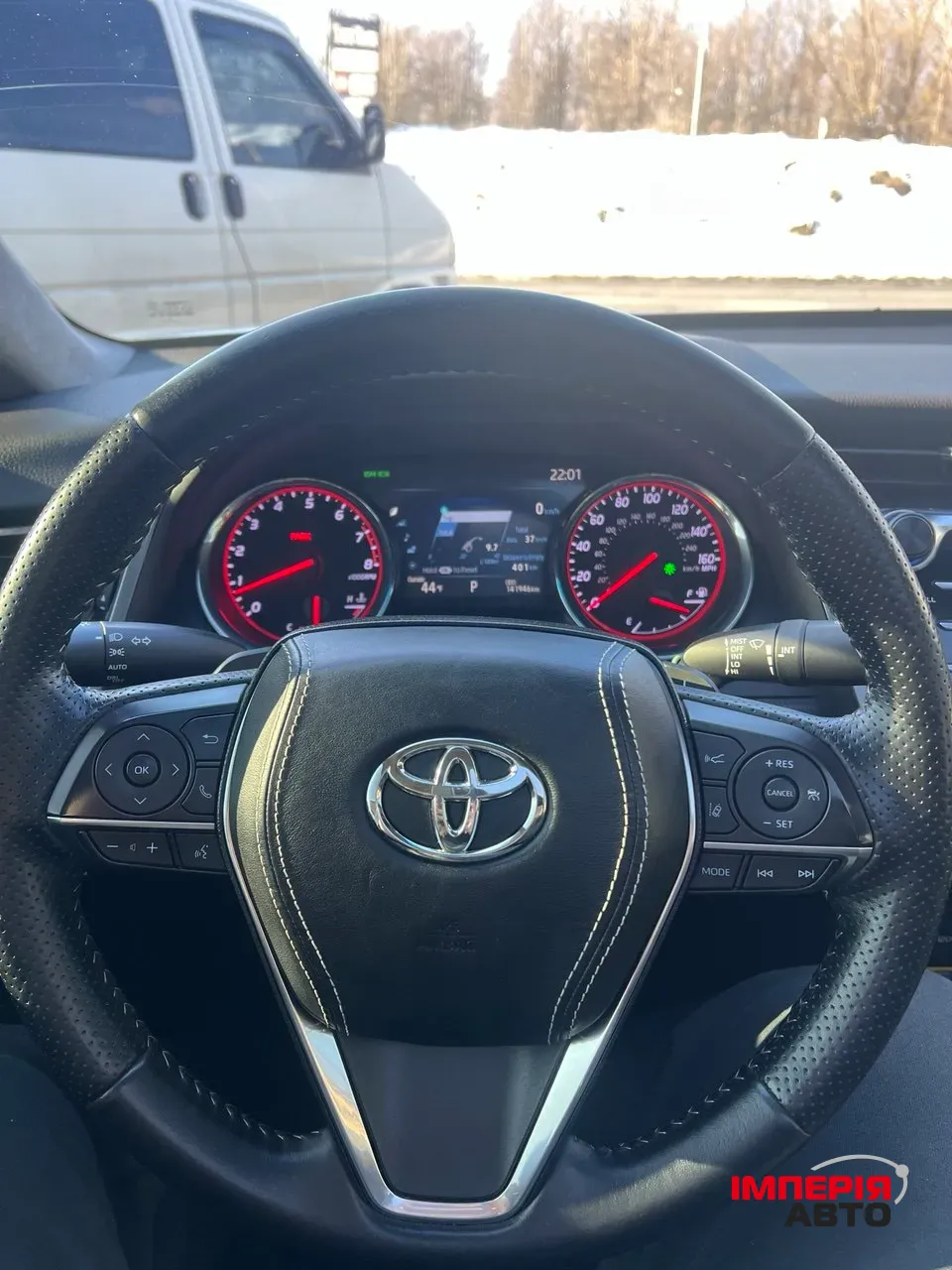 Toyota Camry - фото 12