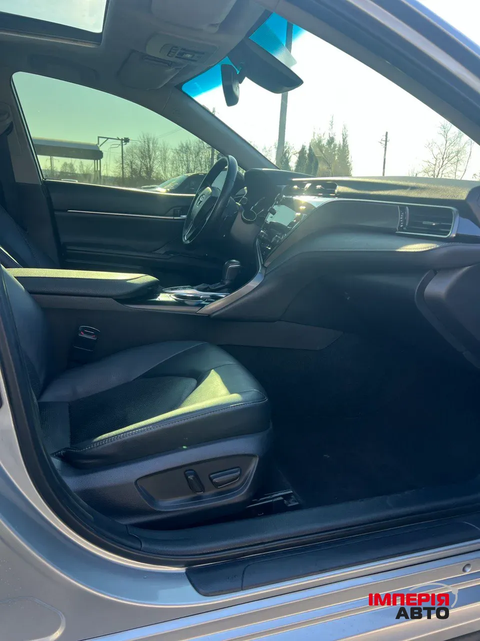 Toyota Camry - фото 10