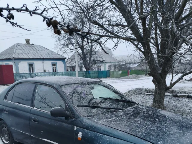 Toyota Carina E - фото 4