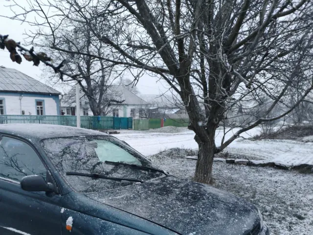 Toyota Carina E - фото 3