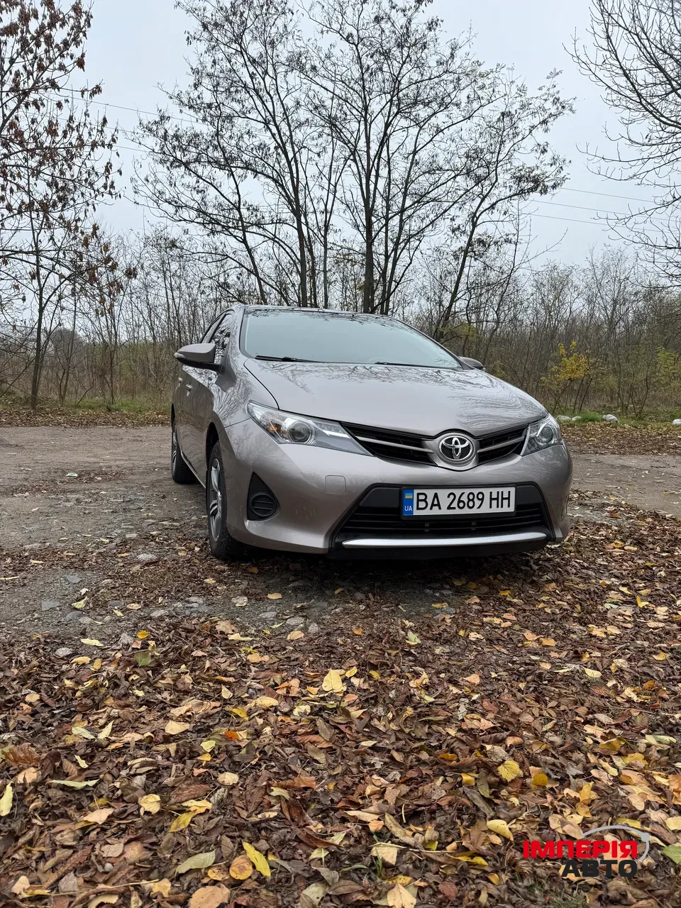 Toyota Auris - фото 4