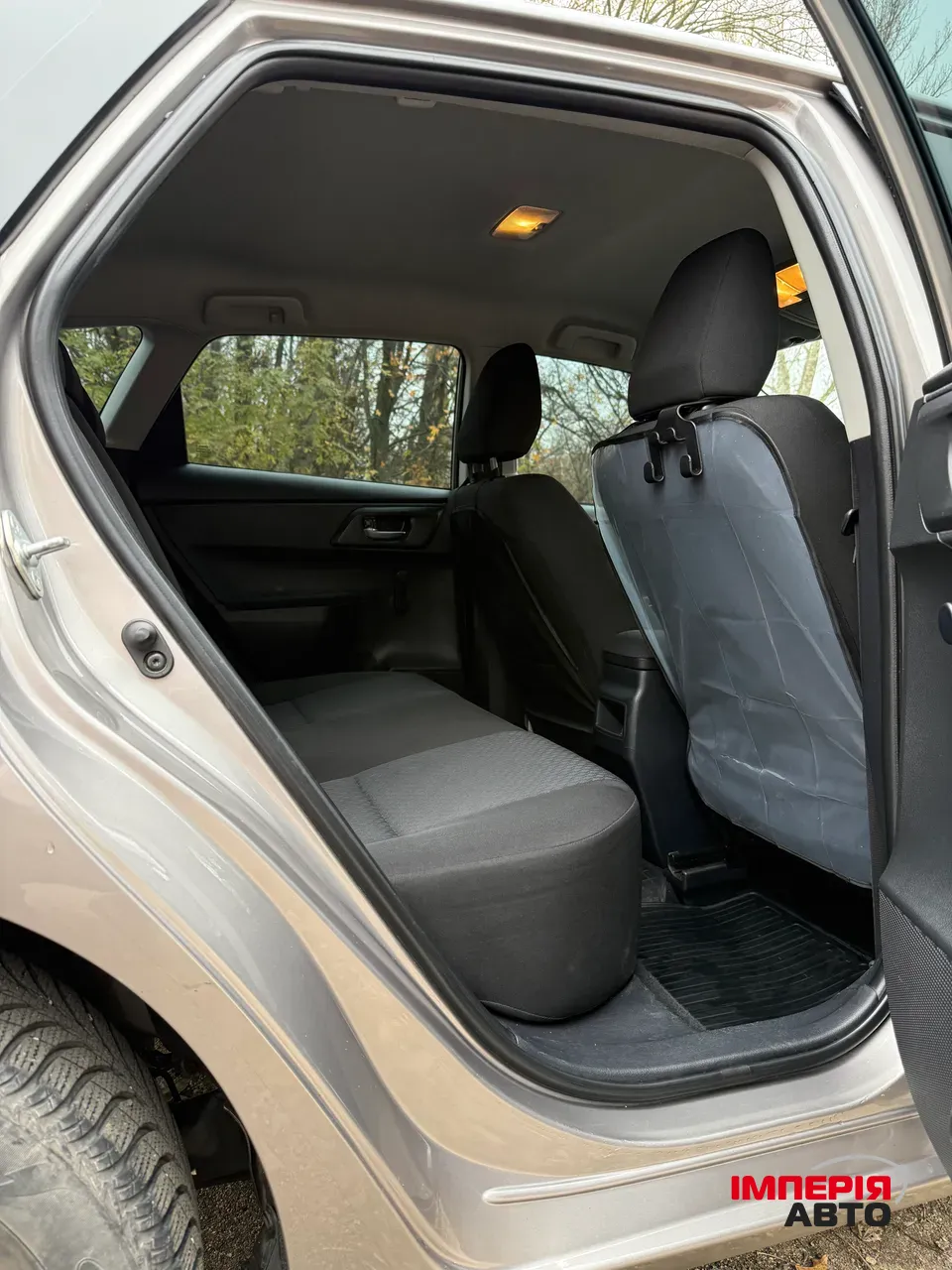 Toyota Auris - фото 17