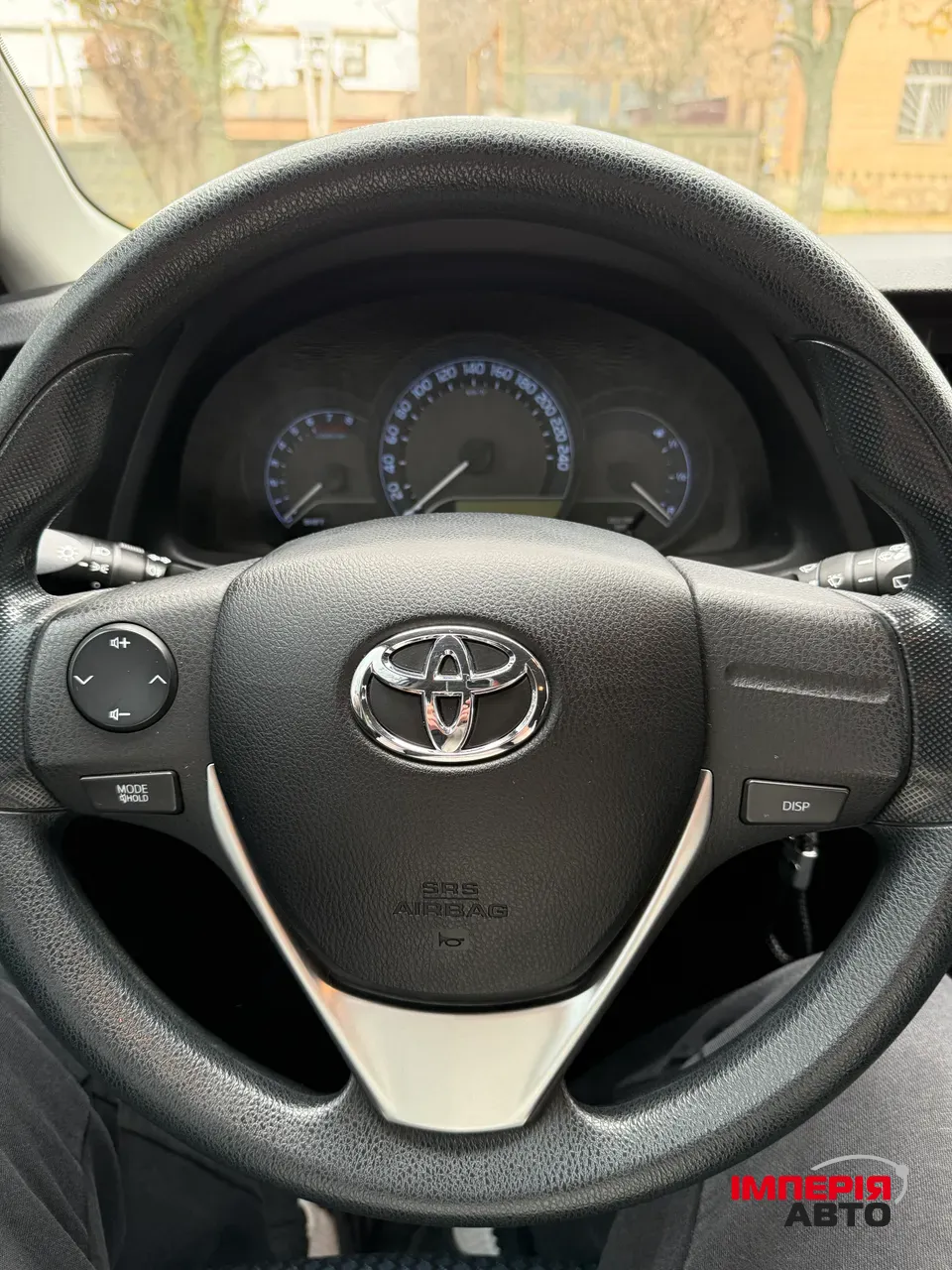 Toyota Auris - фото 12