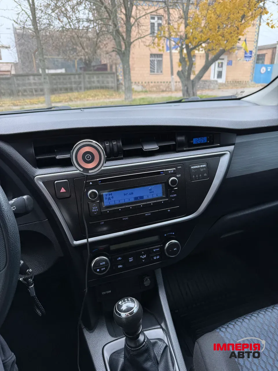 Toyota Auris - фото 10