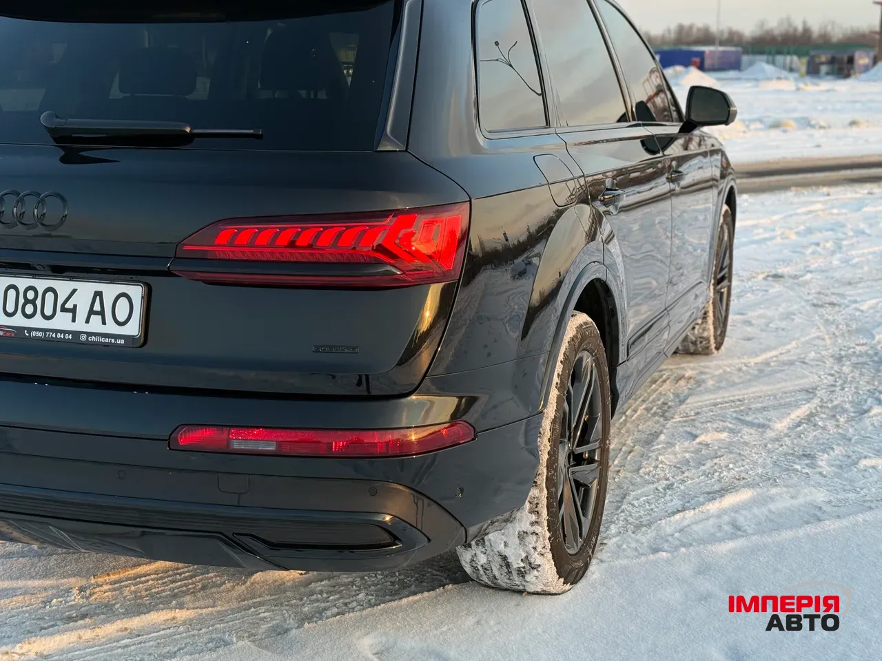 Audi Q7 - фото 11