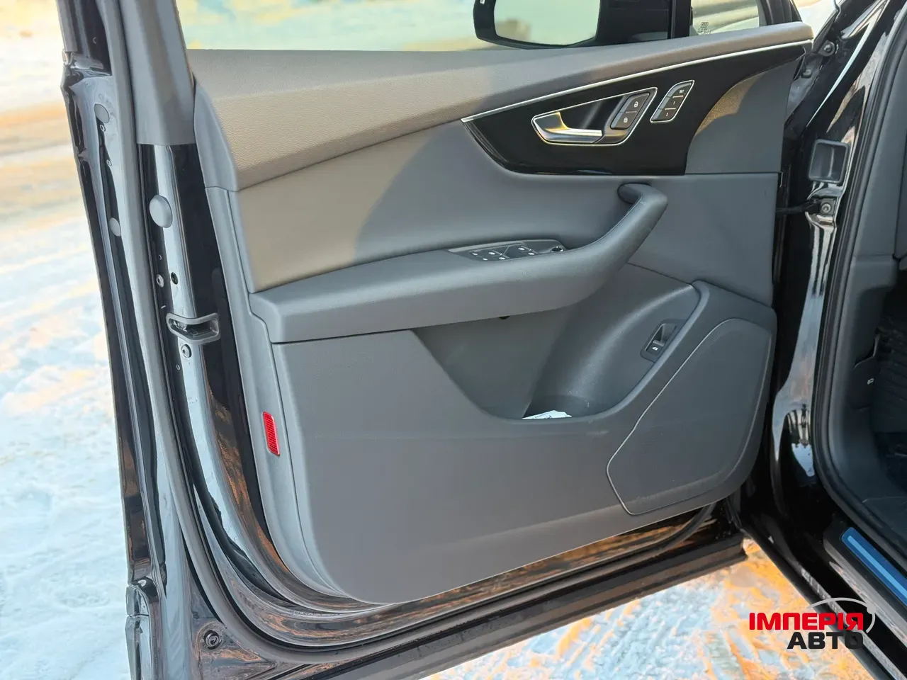 Audi Q7 - фото 15