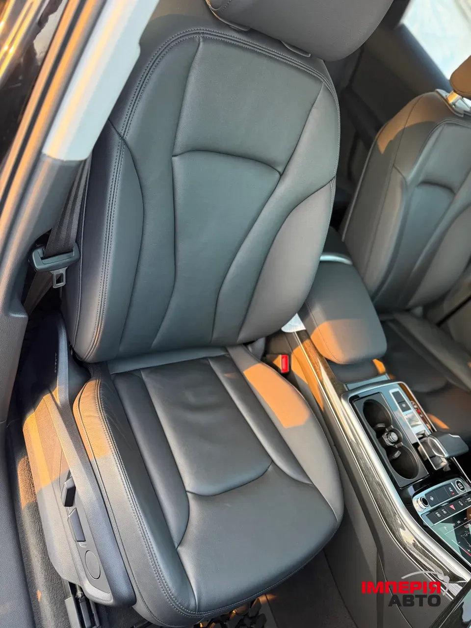 Audi Q7 - фото 31