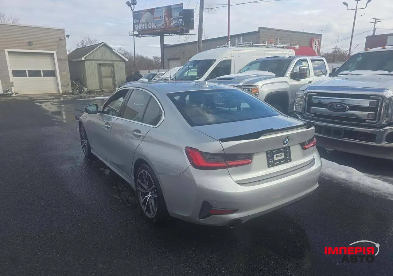 BMW 3 серії - фото 3