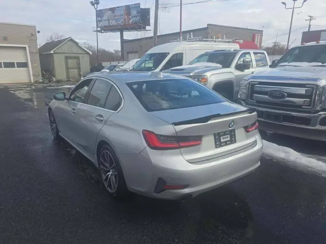 BMW 3 серії - фото 3