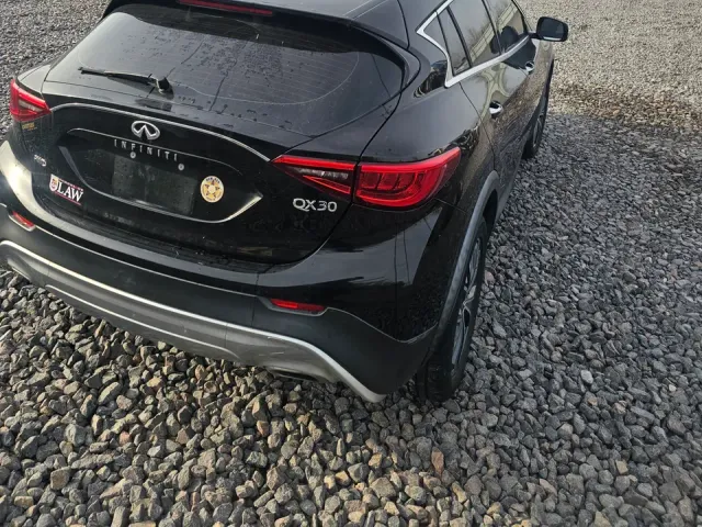 Infiniti QX30 - фото 5