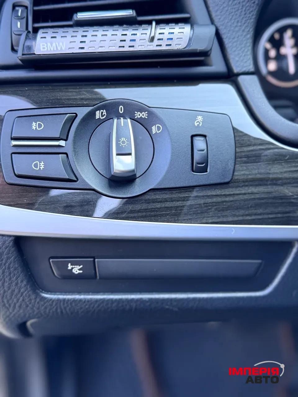 BMW 5 серії - фото 8