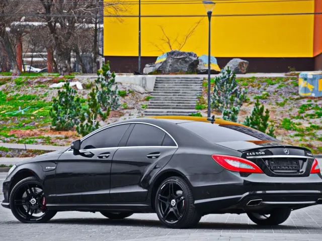 Mercedes-Benz CLS - фото 2