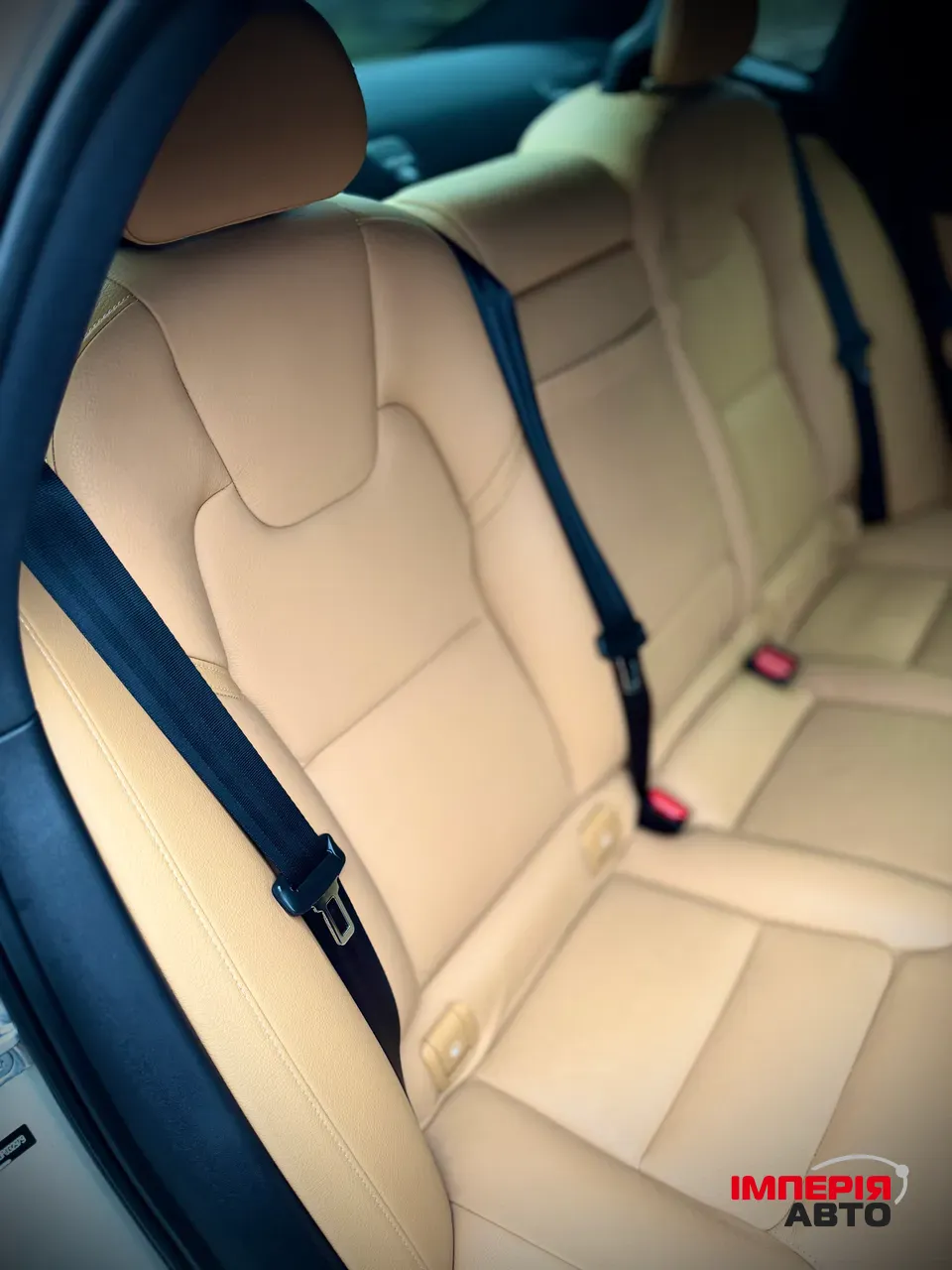 Volvo S90 - фото 32