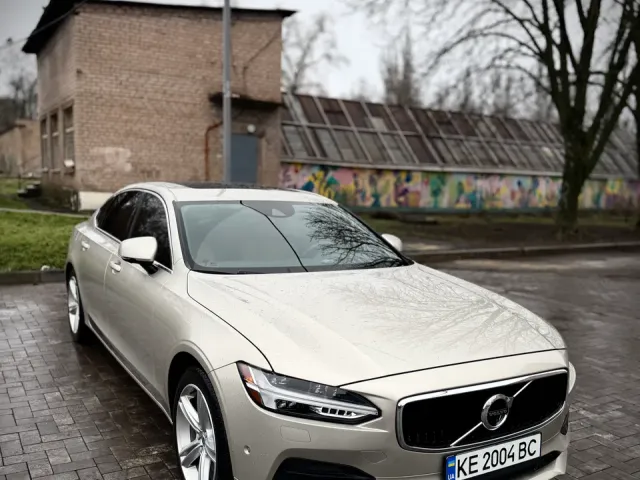 Volvo S90 - фото 5