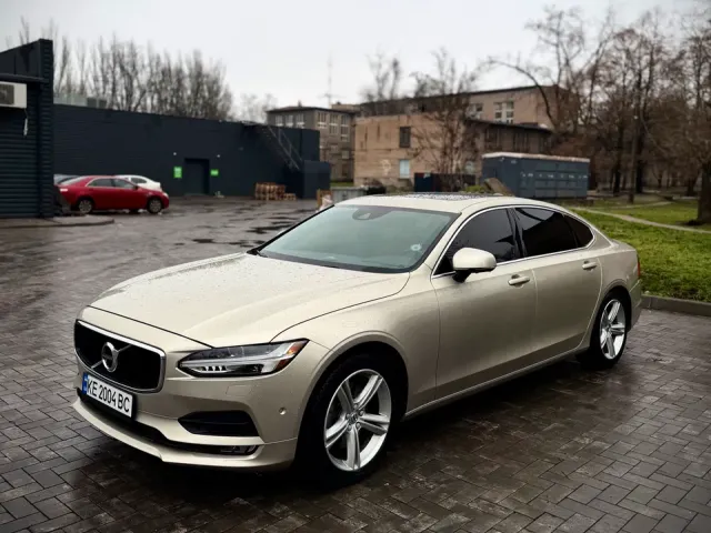 Volvo S90 - фото 3