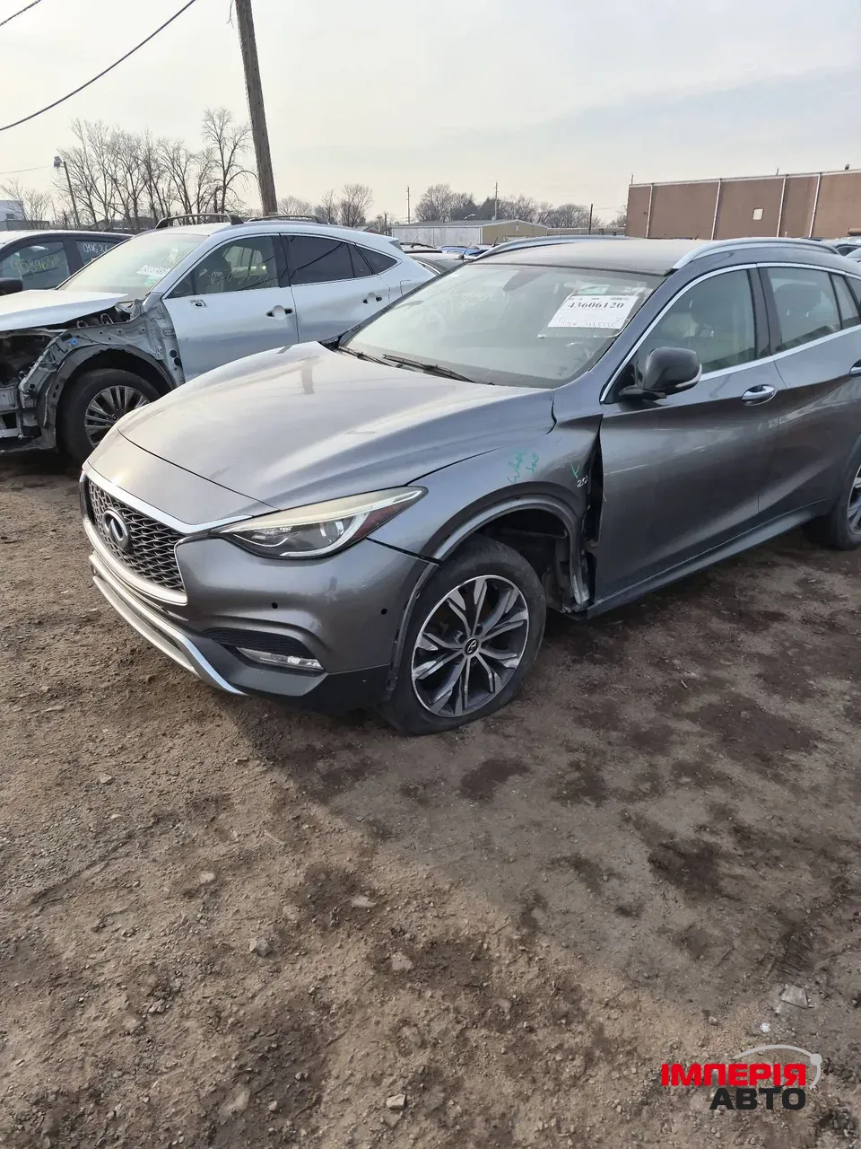 Infiniti QX30 - фото 6