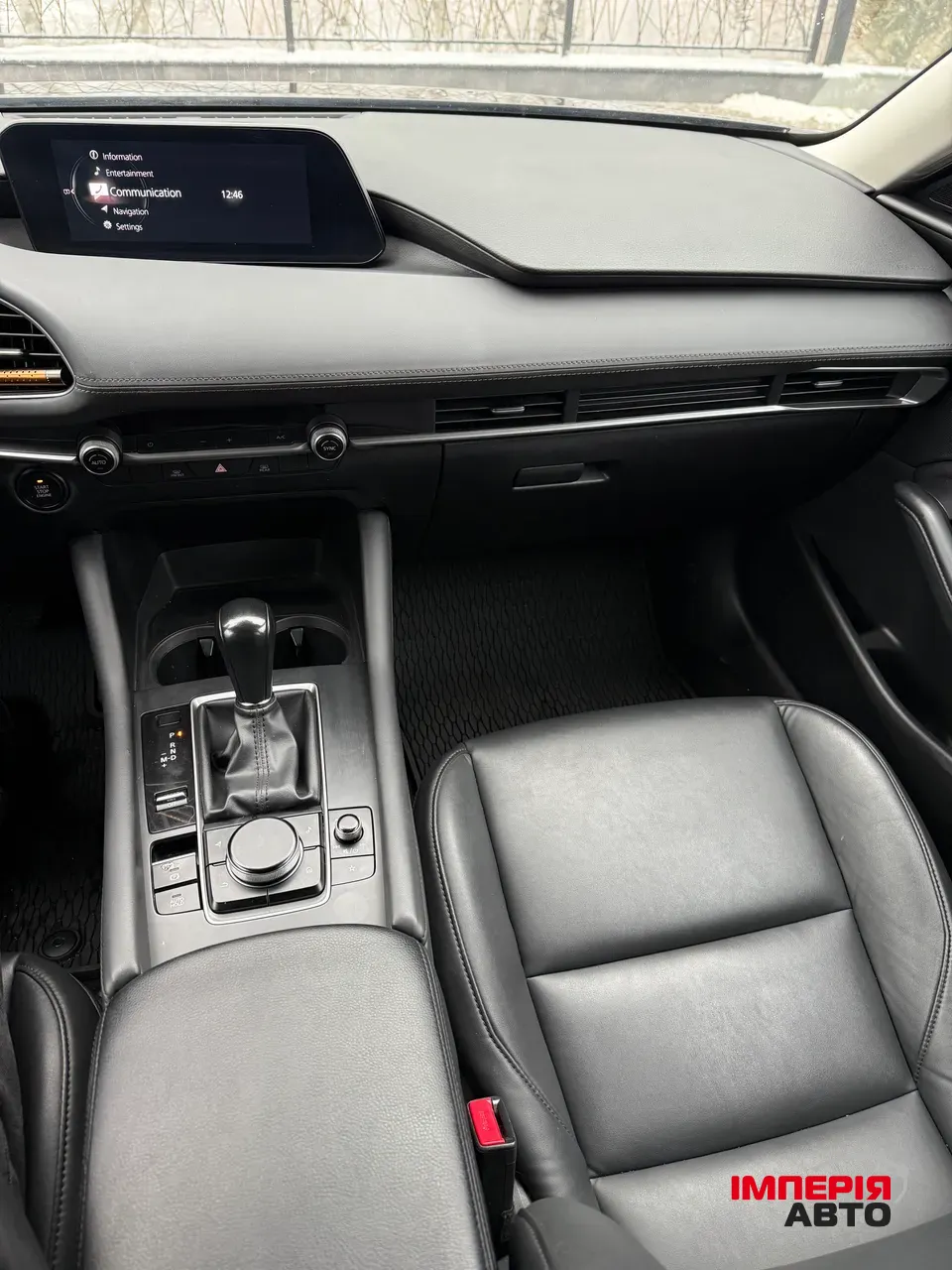 Mazda 3 - фото 12