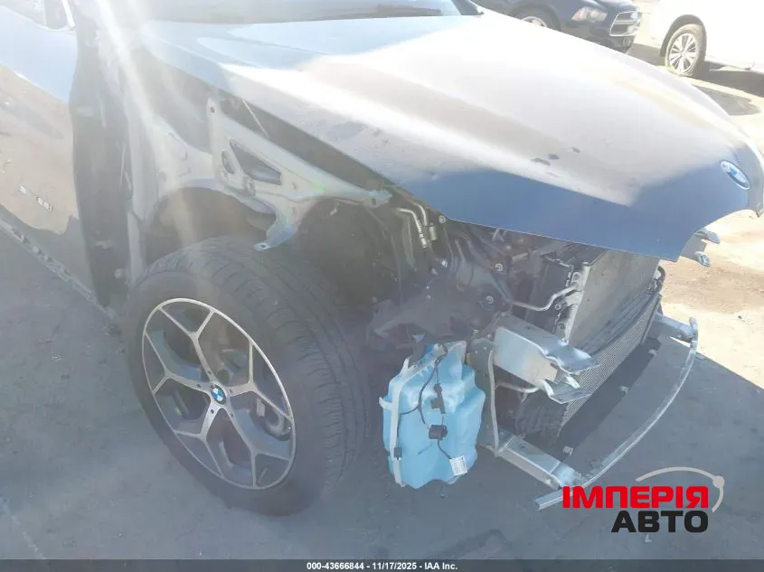 BMW X1 - фото 18