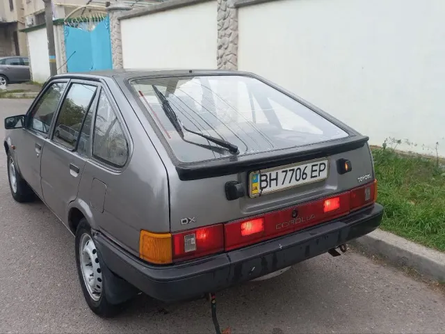 Toyota Corolla - фото 2